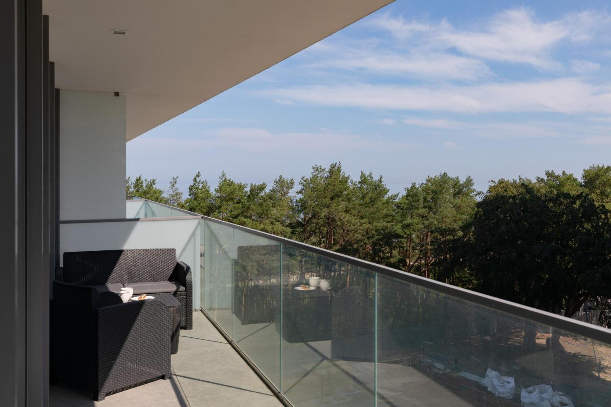Royal Waves Resort & Spa - Apartment With Parking By Noclegi Renters 米兹多洛杰 外观 照片