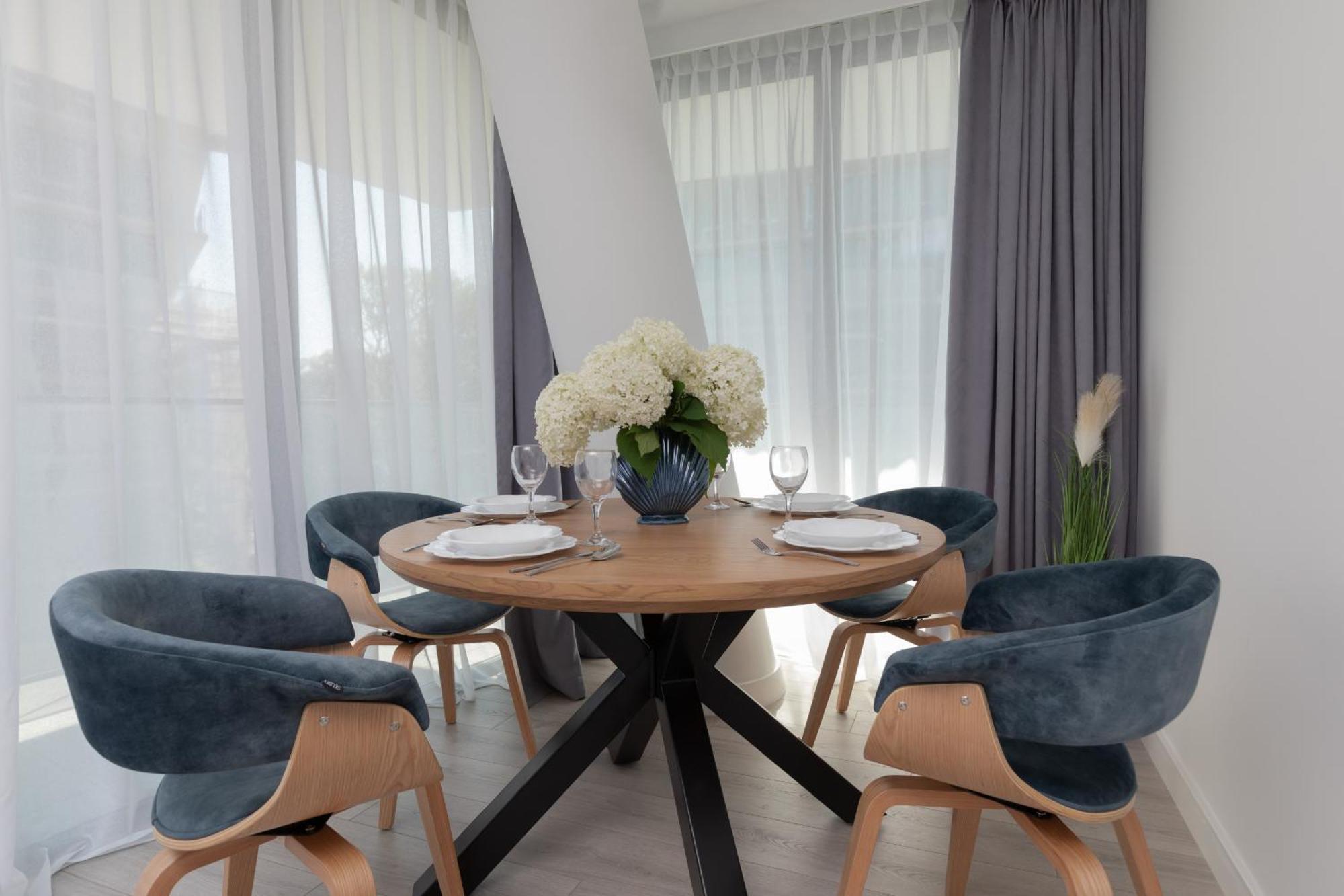 Royal Waves Resort & Spa - Apartment With Parking By Noclegi Renters 米兹多洛杰 外观 照片